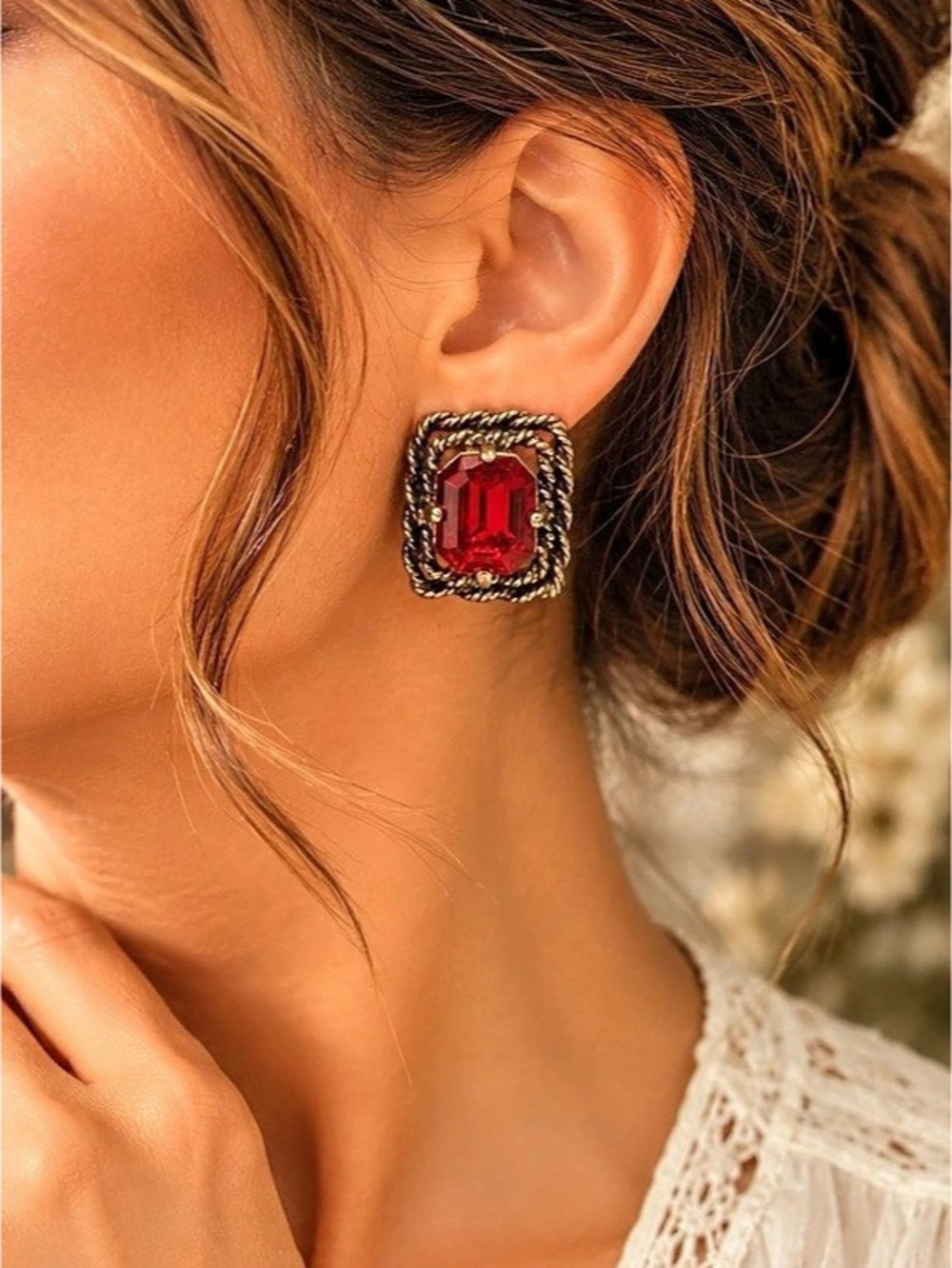 Vintage Sarah Coventry Majorca Red Glass Clip On Earrings Gold Tone